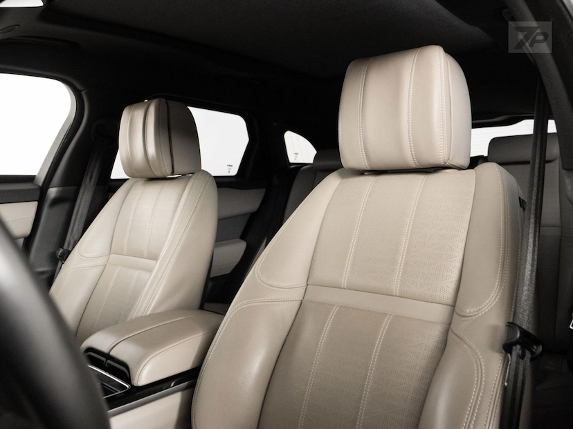 Foto do veículo LAND ROVER RANGE ROVER VELAR PHEV HSE RDYN 2023 12.071 KM 438.500,00