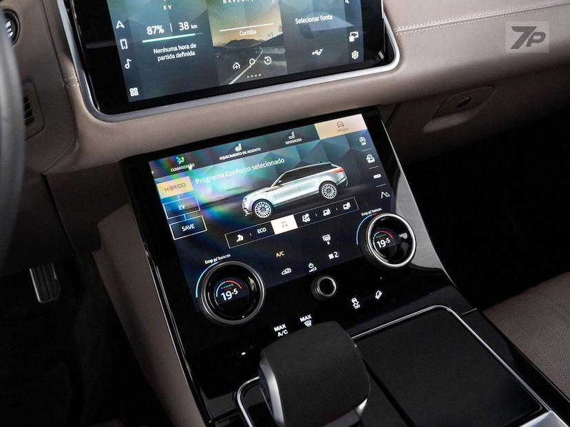 Foto do veículo LAND ROVER RANGE ROVER VELAR PHEV HSE RDYN 2023 12.071 KM 438.500,00