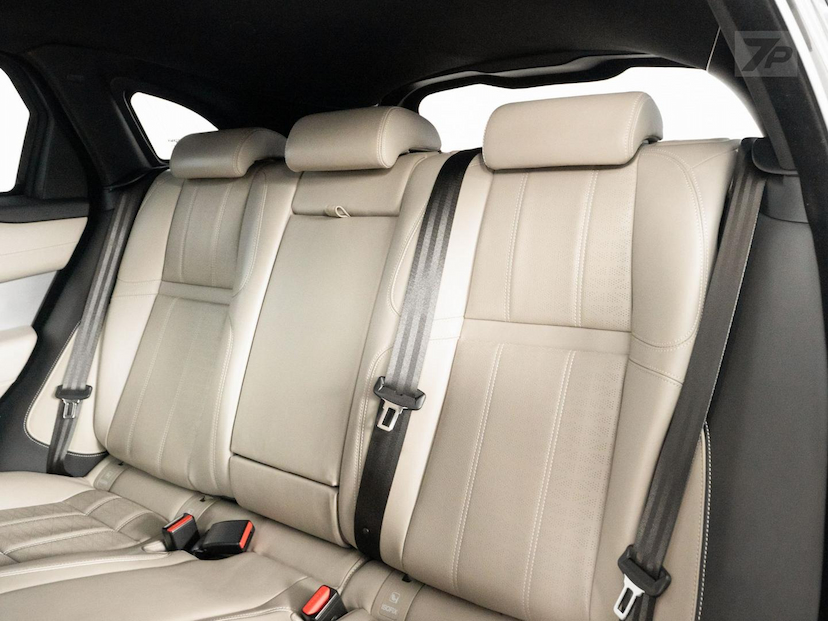 Foto do veículo LAND ROVER RANGE ROVER VELAR PHEV HSE RDYN 2023 12.071 KM 438.500,00