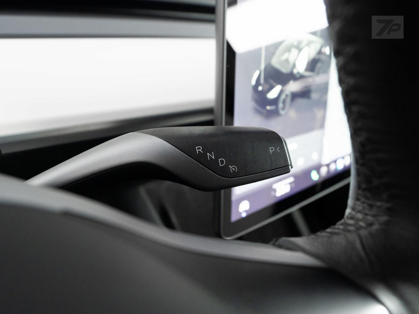 Foto do veículo TESLA MODEL Y  2021 46.298 KM 268.500,00