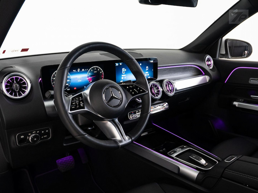 Foto do veículo MERCEDES-BENZ GLB 200 GLB200 PROG 2024 22.581 KM 269.900,00