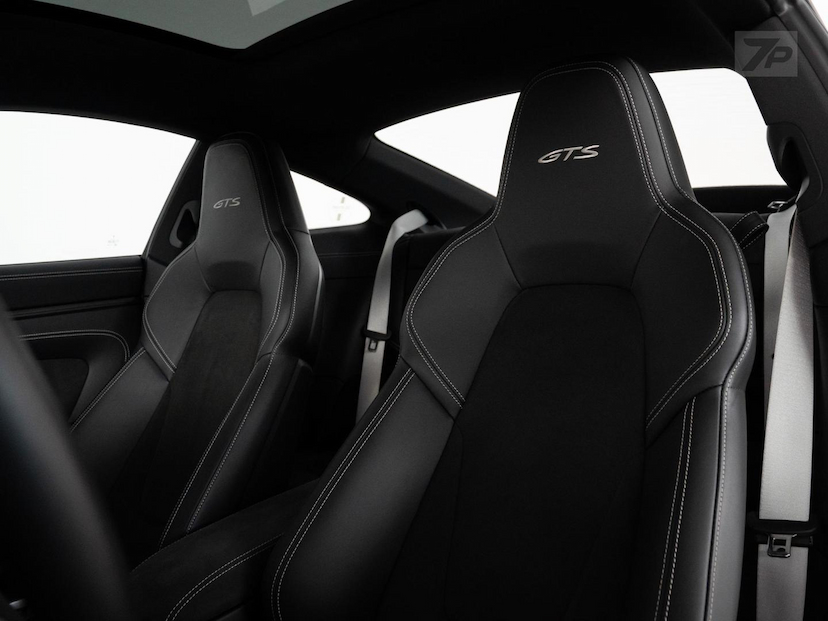 Foto do veículo PORSCHE 911  GTS 2024 1.710 KM 998.500,00