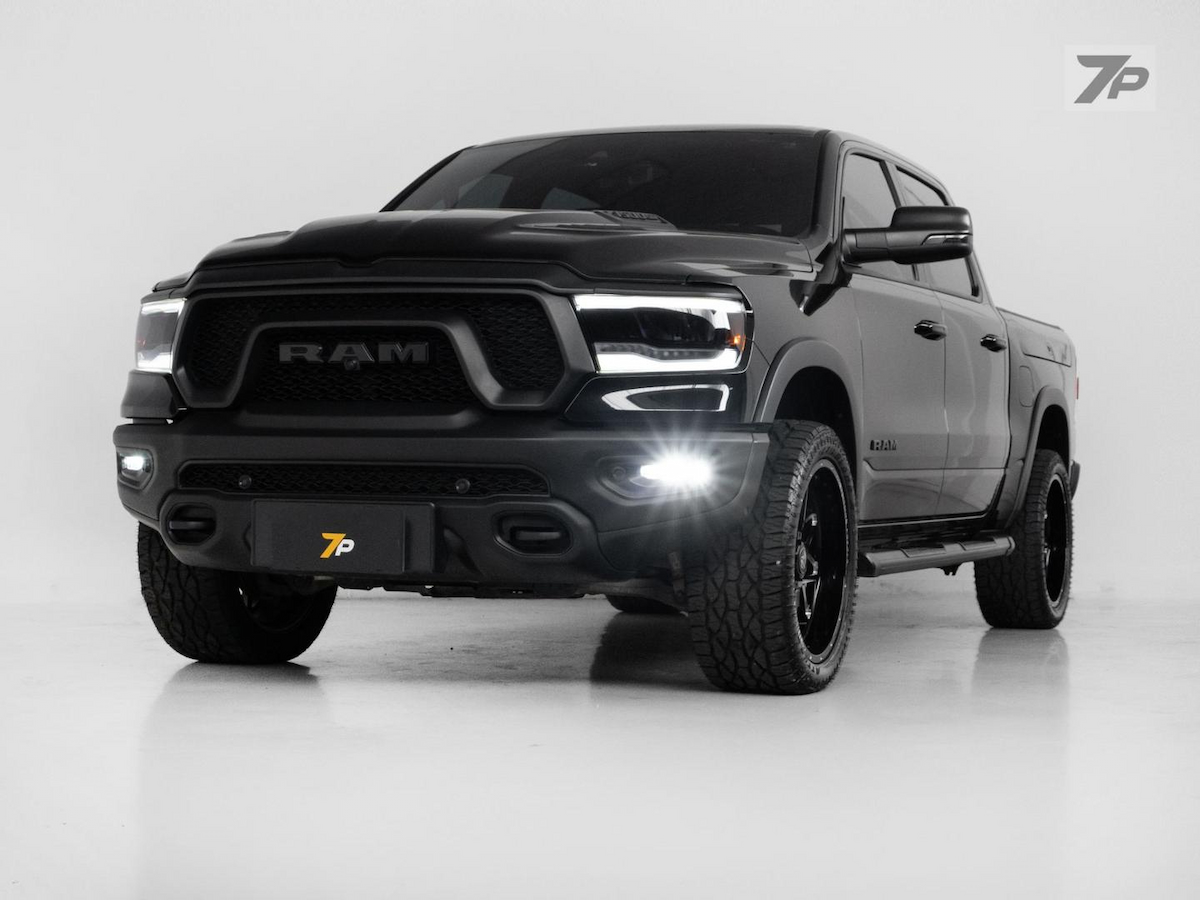 Foto do veículo RAM 1500  REBEL HEMI 2022/2022 47.500 KM R$ 359.000,00
