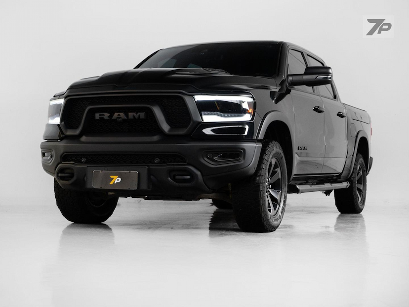 Foto do veículo RAM 1500  REBEL HEMI 2022 47.500 KM 329.000,00