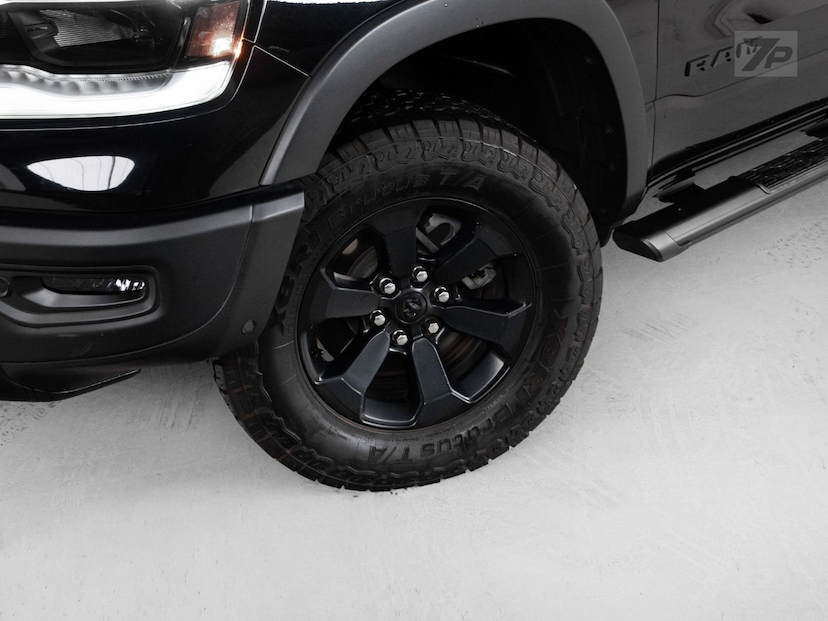 Foto do veículo RAM 1500  REBEL HEMI 2022 47.500 KM 329.000,00