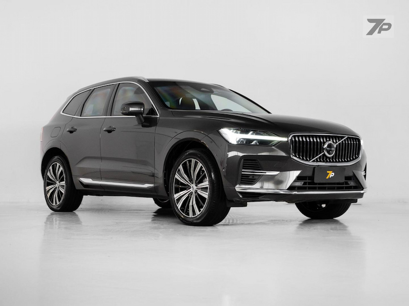 Foto do veículo VOLVO XC60  T8 INSCRIPT 2022 102.000 KM 219.000,00