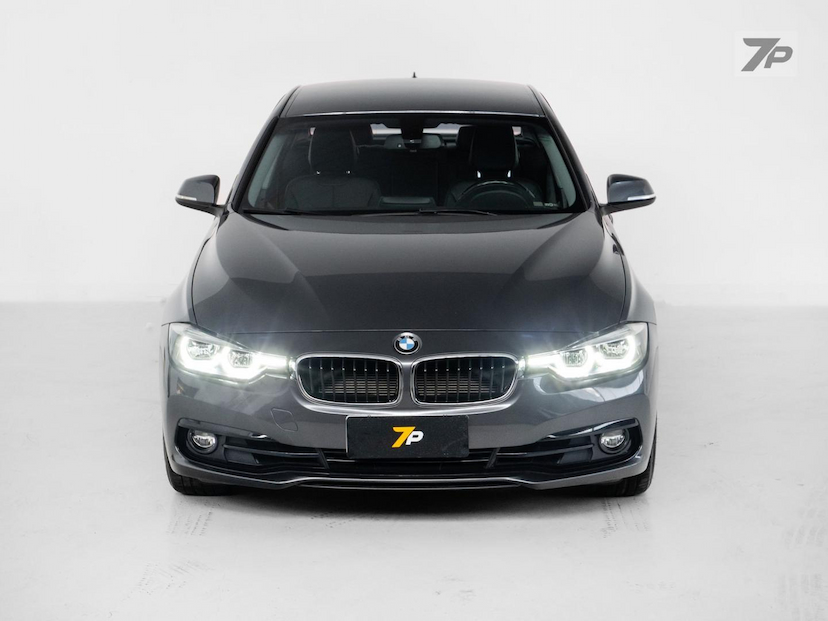 Foto do veículo BMW 320I  ACTIVE FLEX 2018 57.072 KM 128.900,00
