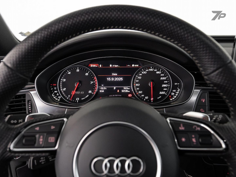 Foto do veículo AUDI RS6  AVANT 4.0TFSI 2014 52.814 KM 358.500,00