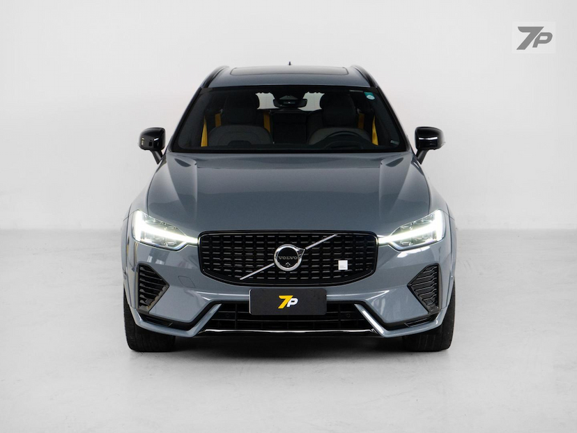 Foto do veículo VOLVO XC60  T8 POLESTAR 2024 27.800 KM 349.000,00