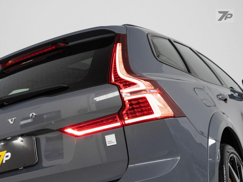 Foto do veículo VOLVO XC60  T8 POLESTAR 2024 27.800 KM 349.000,00