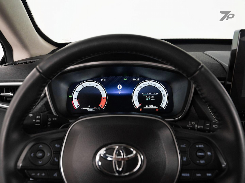Foto do veículo TOYOTA COROLLA CROSS  XRX 20 2026 13.820 KM 265.000,00