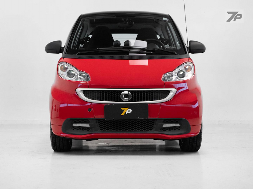 Foto do veículo SMART FORTWO  COUPE 62 2013 25.712 KM 77.900,00