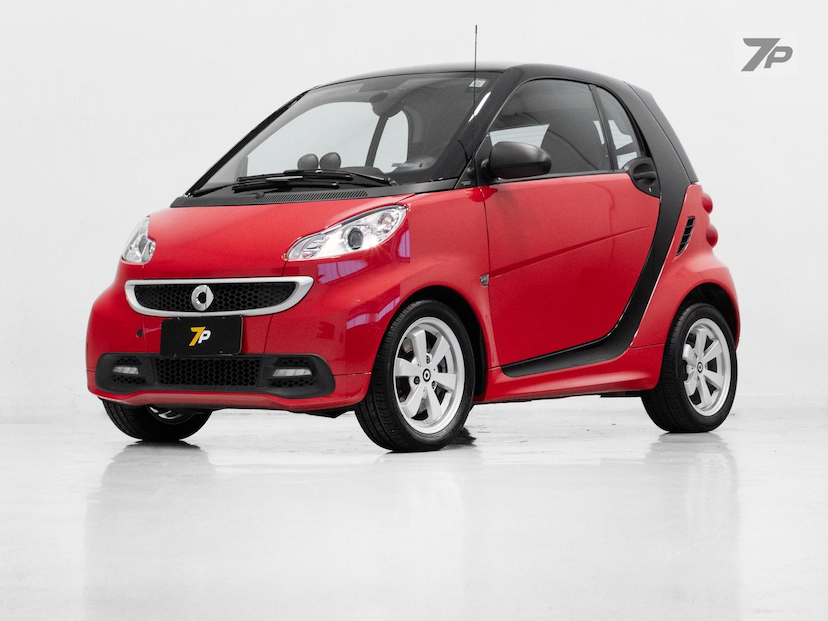 Foto do veículo SMART FORTWO  COUPE 62 2013 25.712 KM 77.900,00