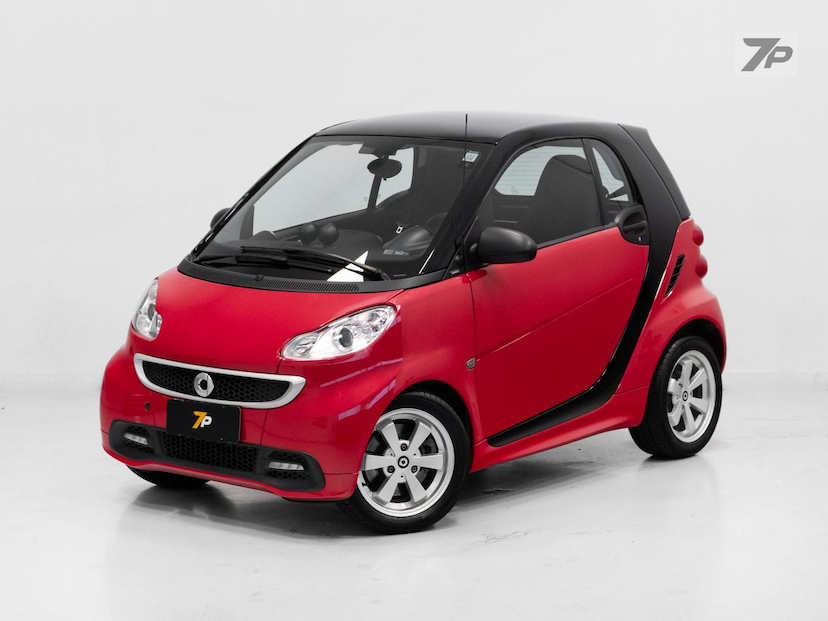 Foto do veículo SMART FORTWO  COUPE 62 2013 25.712 KM 77.900,00