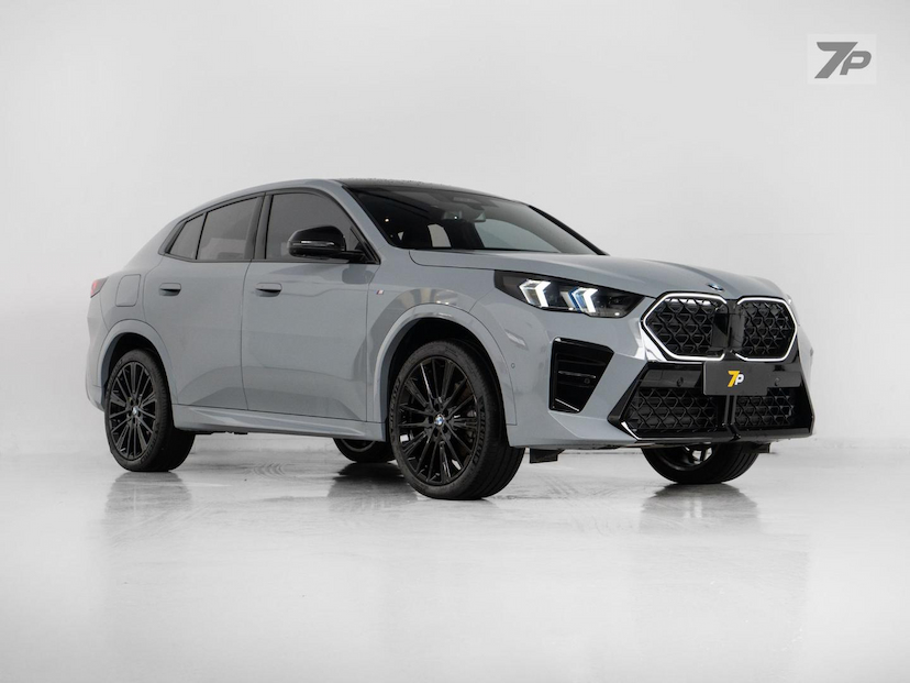 Foto do veículo BMW X2  XDRIVE20I MSP 2026 19.612 KM 359.000,00