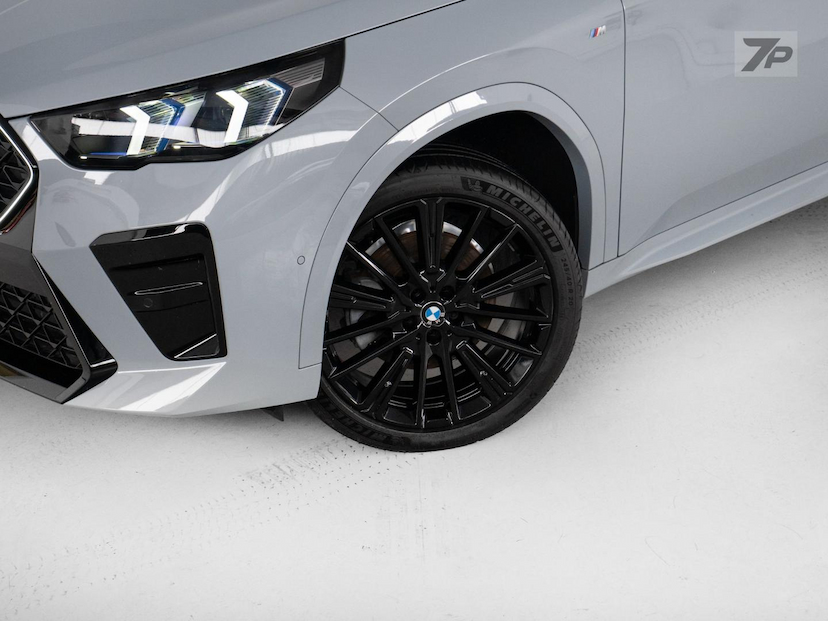 Foto do veículo BMW X2  XDRIVE20I MSP 2026 19.612 KM 359.000,00