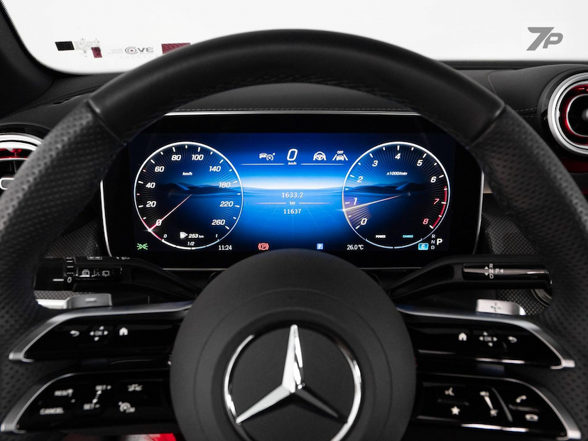Foto do veículo MERCEDES-BENZ GLC 300  4MATIC 2.0 TB 2025 11.635 KM 409.000,00
