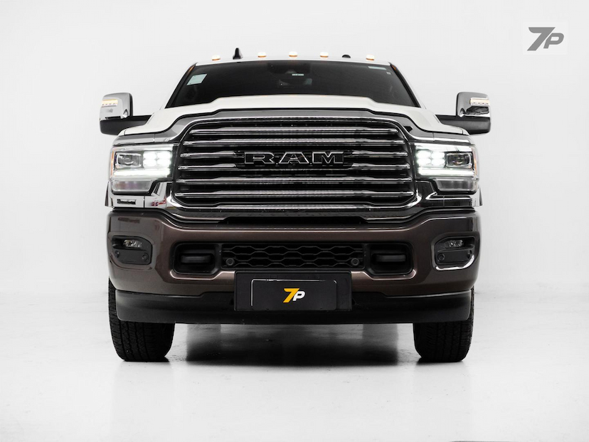 Foto do veículo RAM 3500  LONGHORN 6.7D 2024 7.979 KM 489.000,00