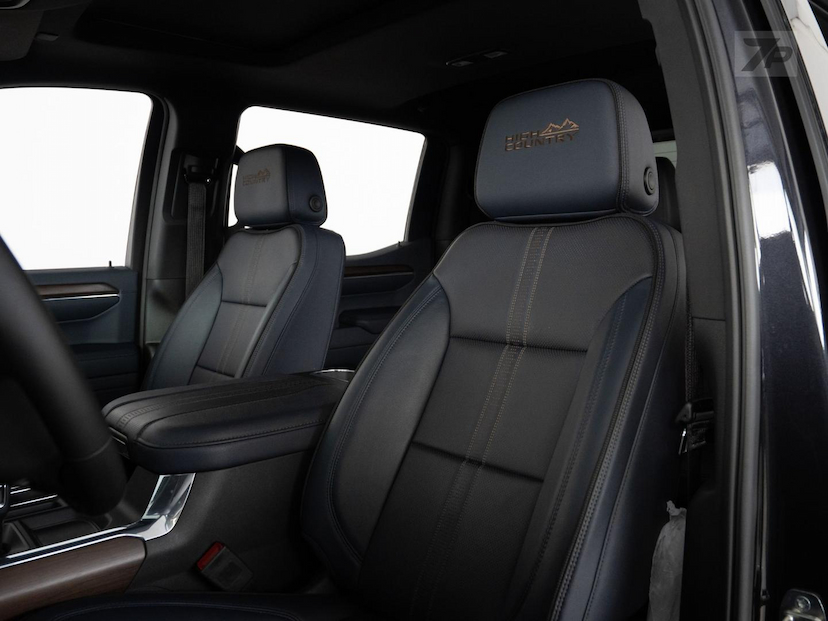 Foto do veículo CHEVROLET SILVERADO  HC 2024 19.700 KM 399.000,00
