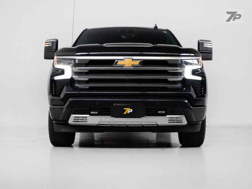 Foto do veículo CHEVROLET SILVERADO  HC 2024 19.700 KM 399.000,00