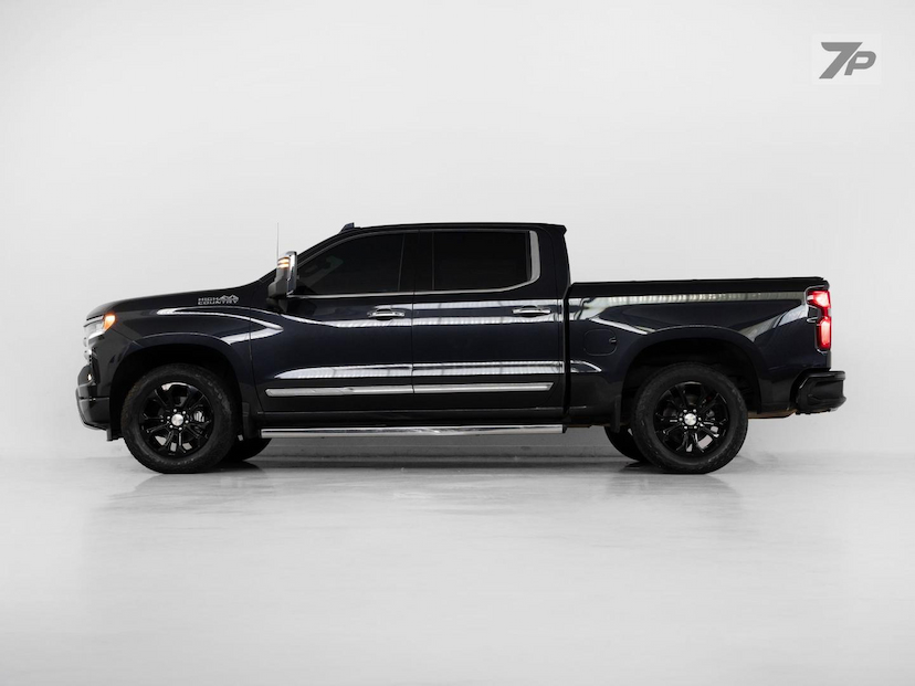 Foto do veículo CHEVROLET SILVERADO  HC 2024 19.700 KM 399.000,00