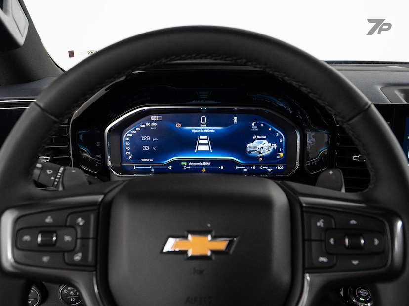 Foto do veículo CHEVROLET SILVERADO  HC 2024 19.700 KM 399.000,00