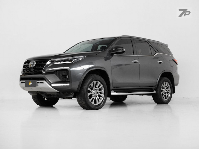 Foto do veículo TOYOTA HILUX  SW4 2.8 SRX 4X4 16V TURBO INTERCOOLER DIESEL 4P 2021 60.727 KM 264.500,00