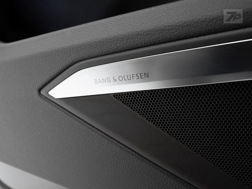 Foto do veículo AUDI E-TRON  2023 31.728 KM R$ 298.500,00
