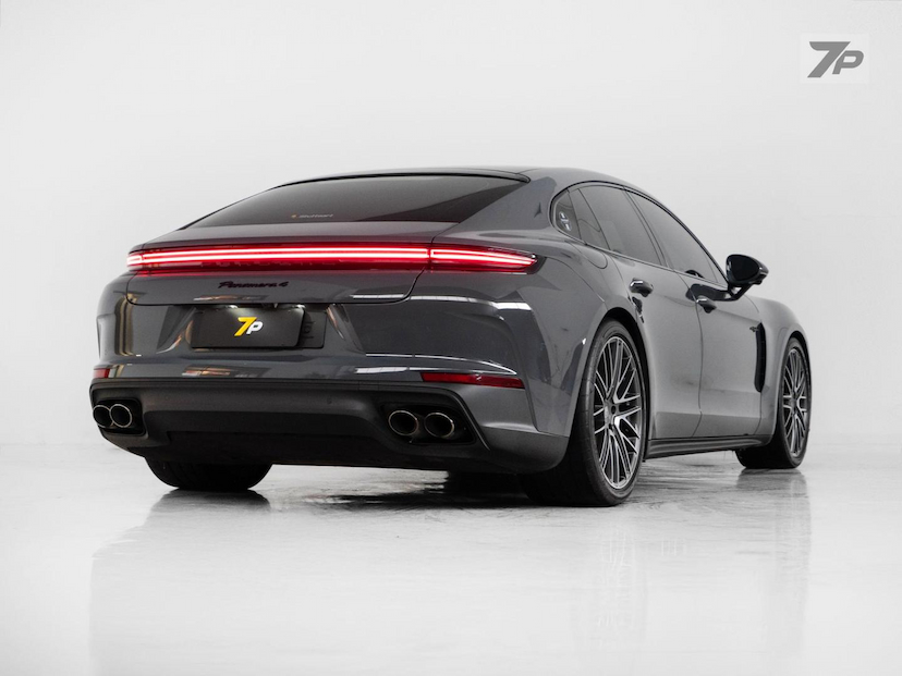 Foto do veículo PORSCHE PANAMERA  4EHYB 2026 7.900 KM 875.000,00