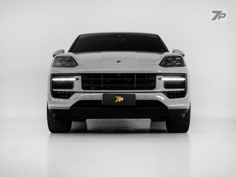 Foto do veículo PORSCHE CAYENNE  SCPHEV 2024 14.738 KM 759.000,00