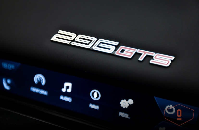 Foto do veículo FERRARI 296 GTB GTS 2025 0 KM 4.400.000,00