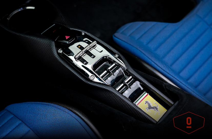 Foto do veículo FERRARI SF90 SPIDER 2023 1.116 KM 6.400.000,00