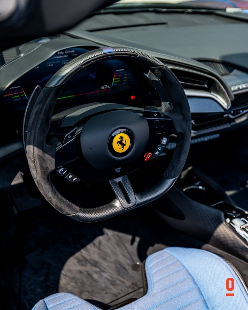 Foto do veículo FERRARI SF90 SPIDER 2023 1.116 KM 6.400.000,00