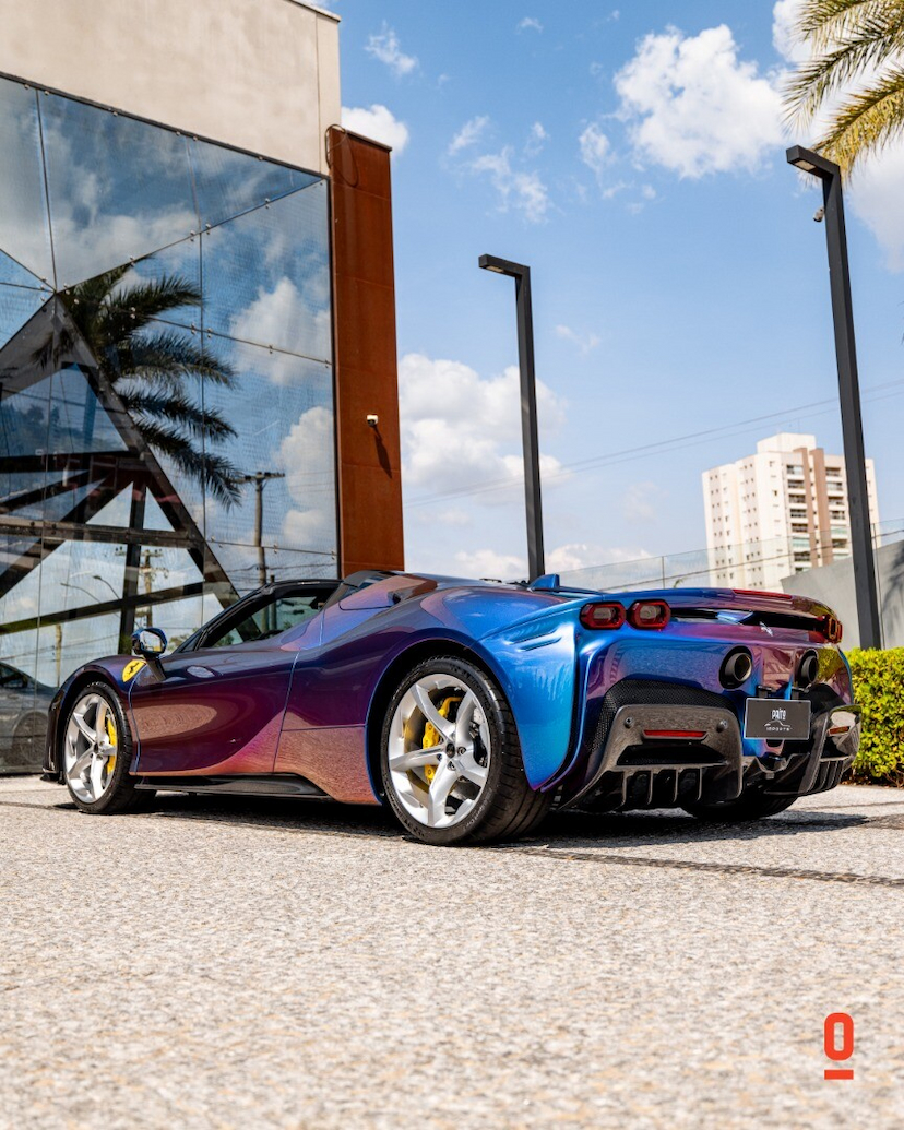 Foto do veículo FERRARI SF90 SPIDER 2023 1.116 KM 6.400.000,00