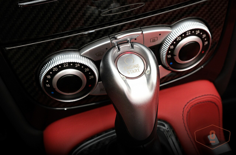 Foto do veículo MERCEDES-BENZ SLR MCLAREN ROADSTER 2007 214 KM 7.400.000,00