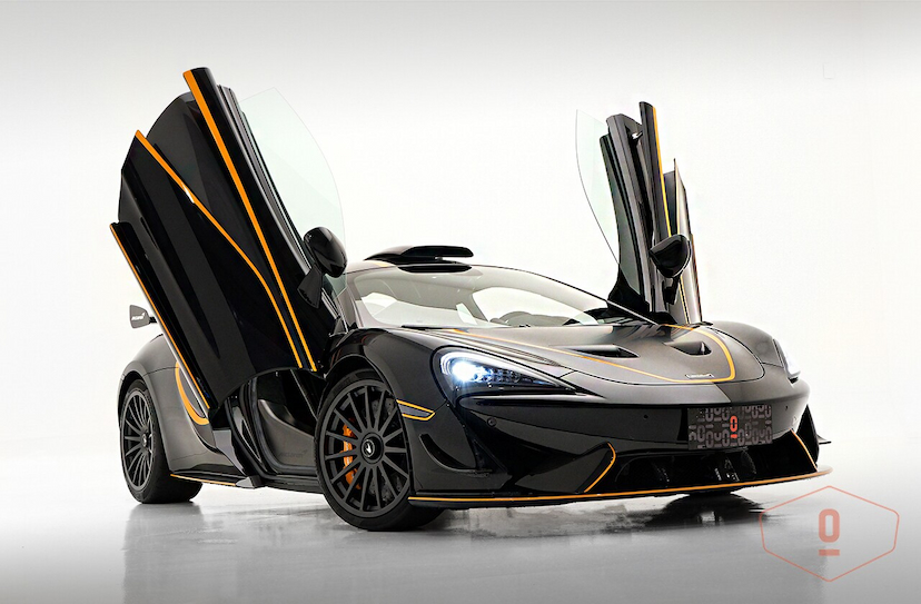 Foto do veículo MCLAREN 620R   2020 609 KM 3.390.000,00