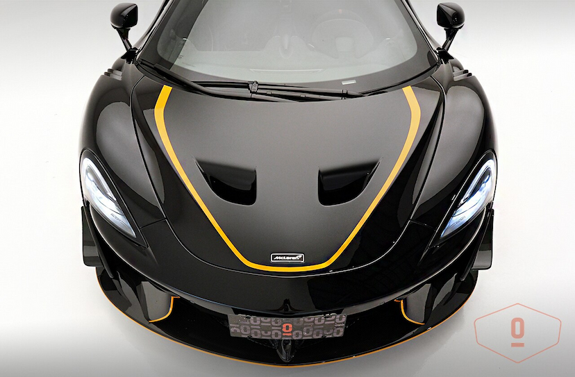 Foto do veículo MCLAREN 620R   2020 609 KM 3.390.000,00
