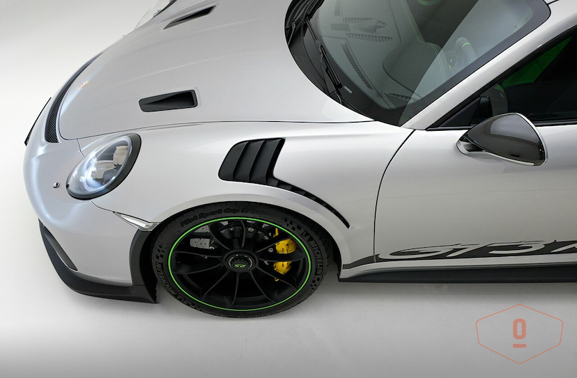 Foto do veículo PORSCHE 911 GT3 RS 2019 1.337 KM 2.350.000,00