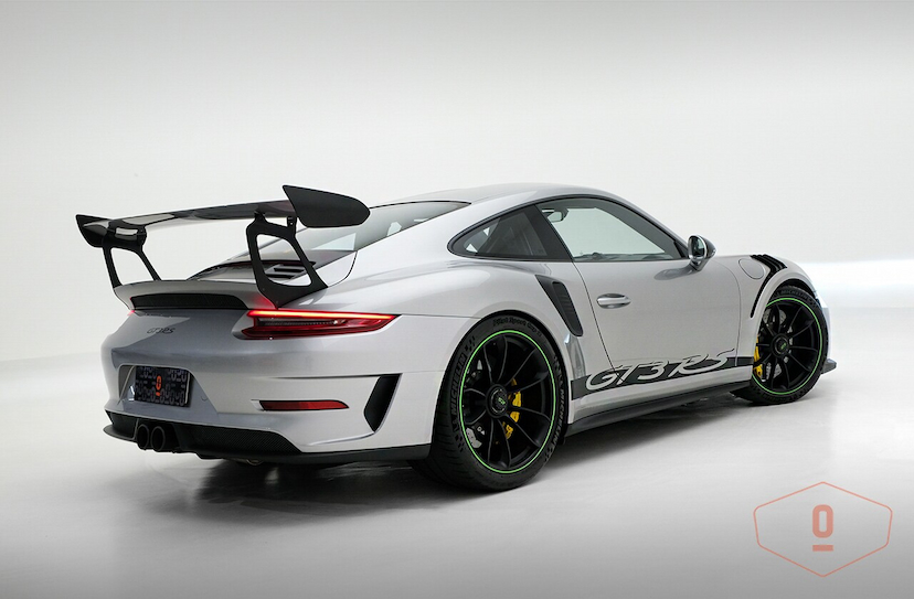 Foto do veículo PORSCHE 911 GT3 RS 2019 1.337 KM 2.350.000,00