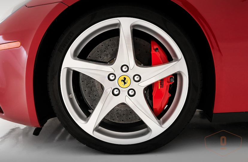 Foto do veículo FERRARI FF NãO ENCONTRADO 2012 18 KM 2.800.000,00