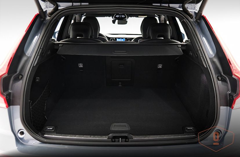 Foto do veículo VOLVO XC60 T8 RECHARGE POLESTAR 2023 28 KM 470.000,00