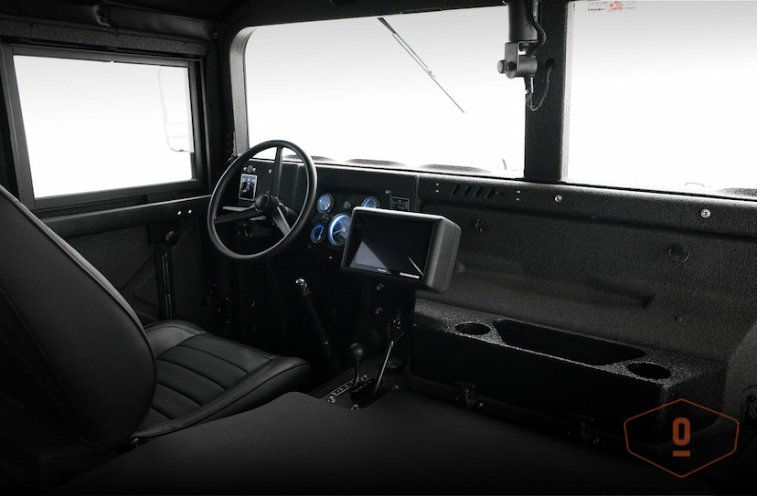 Foto do veículo HUMMER H1   1987 126.494 KM 650.000,00