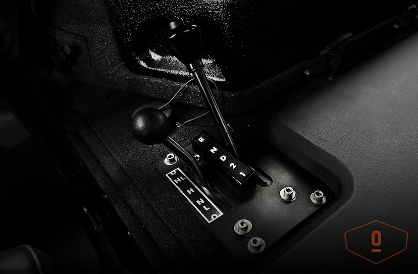 Foto do veículo HUMMER H1   1987 126.494 KM 650.000,00