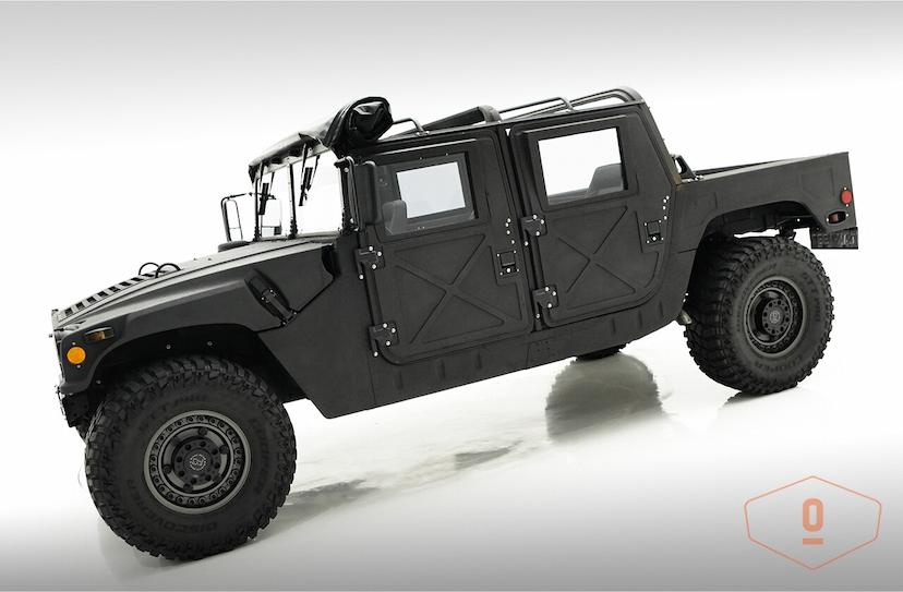 Foto do veículo HUMMER H1   1987 126.494 KM 650.000,00