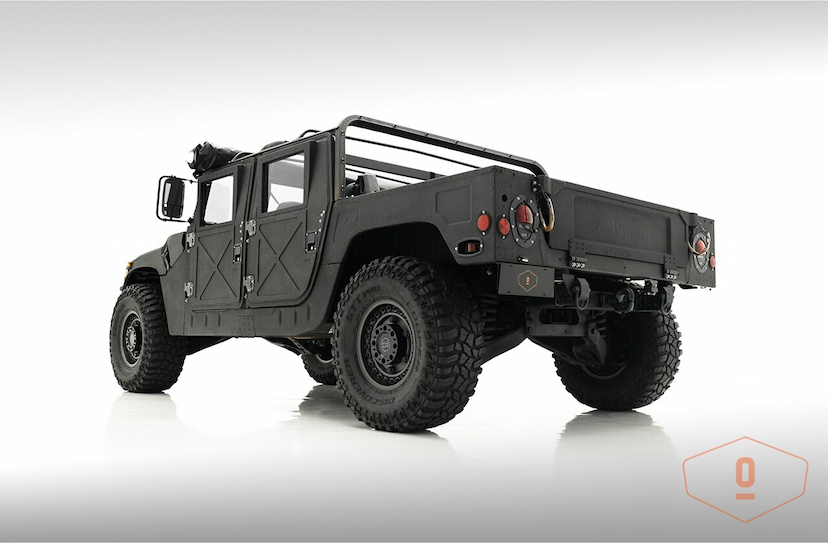 Foto do veículo HUMMER H1   1987 126.494 KM 650.000,00