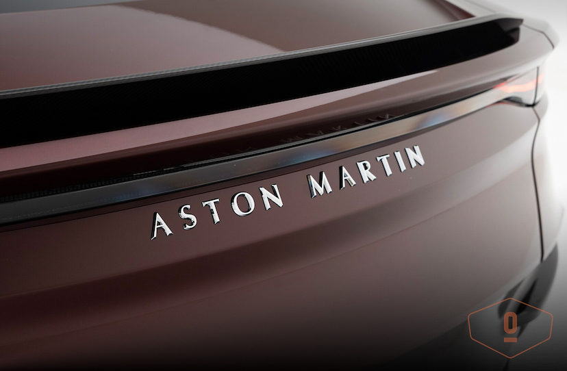Foto do veículo ASTON MARTIN DBS 770 ULTIMATE 2023 430 KM 4.600.000,00