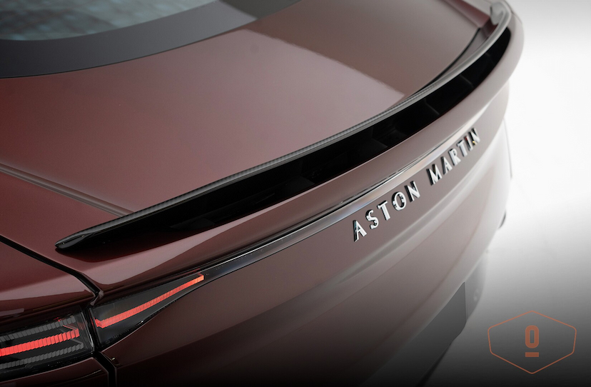 Foto do veículo ASTON MARTIN DBS 770 ULTIMATE 2023 430 KM 4.600.000,00