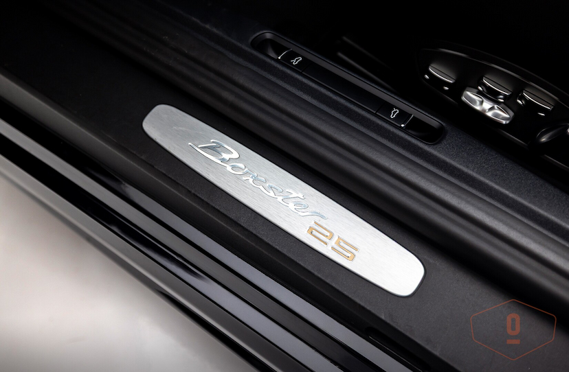 Foto do veículo PORSCHE 718 BOXSTER 25 ANOS 2022 4 KM 770.000,00