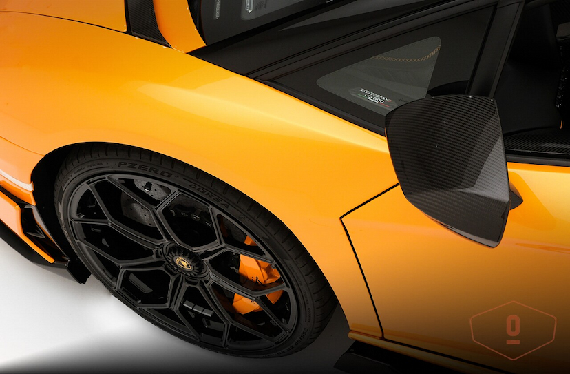 Foto do veículo LAMBORGHINI AVENTADOR SVJ ROADSTER 2020 3 KM 8.900.000,00