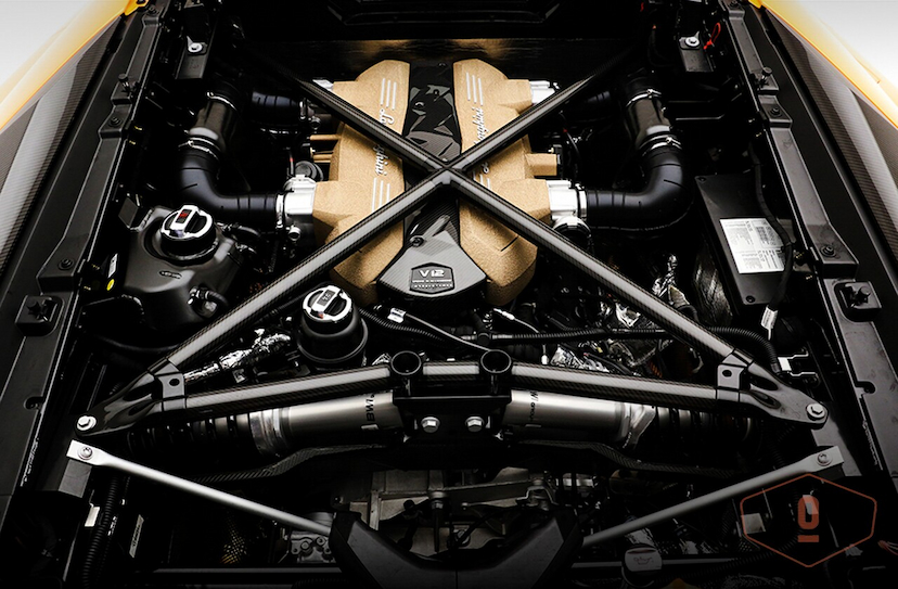 Foto do veículo LAMBORGHINI AVENTADOR SVJ ROADSTER 2020 3 KM 8.900.000,00
